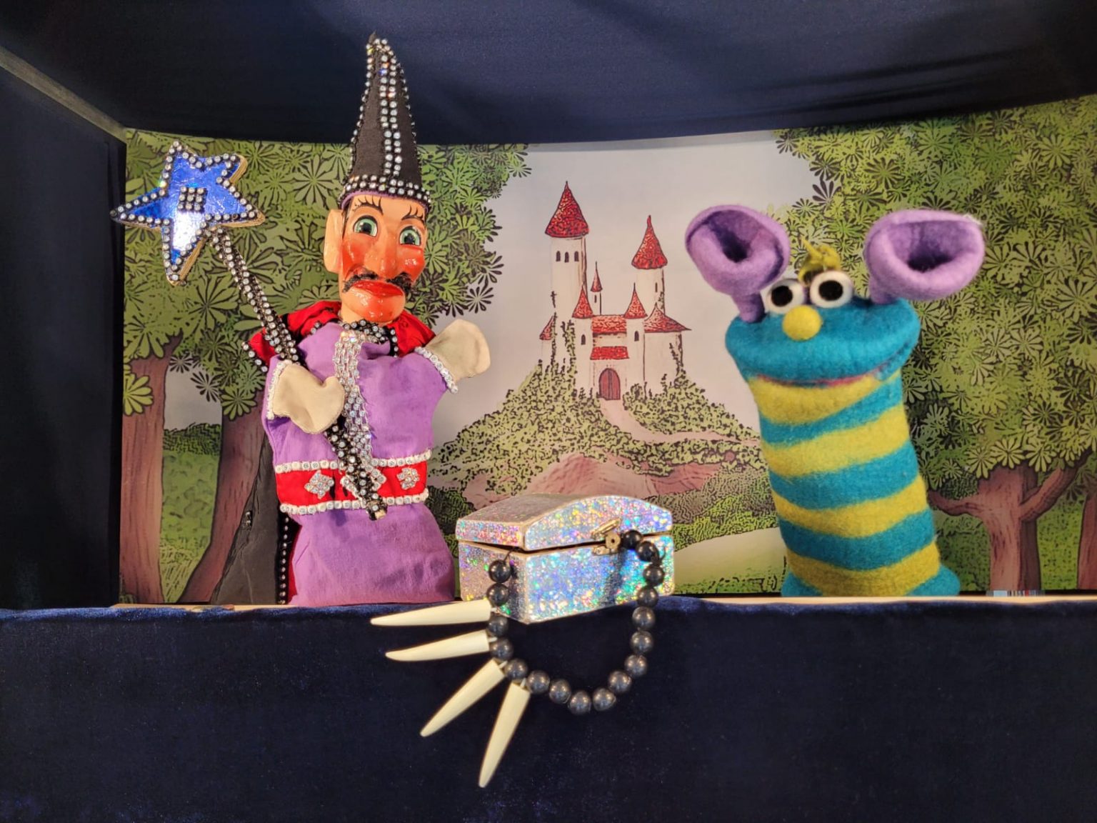 Mobiles Puppentheater für Kinder - Das Geheimnis um Talalü