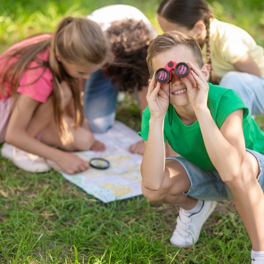 Kinder Schnitzeljagd